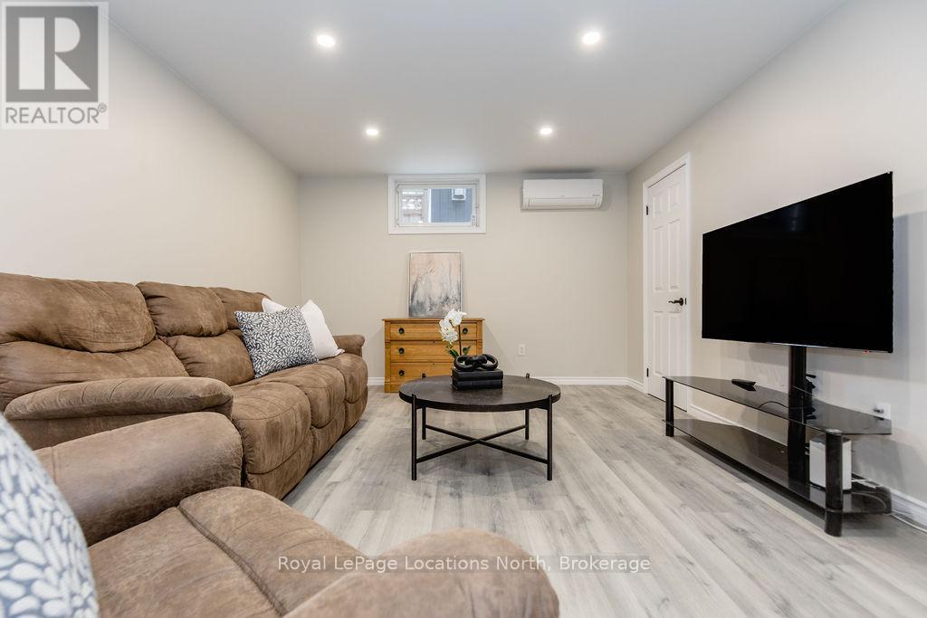 44 Stroud Crescent, Wasaga Beach, Ontario  L9Z 2T5 - Photo 25 - S12147084