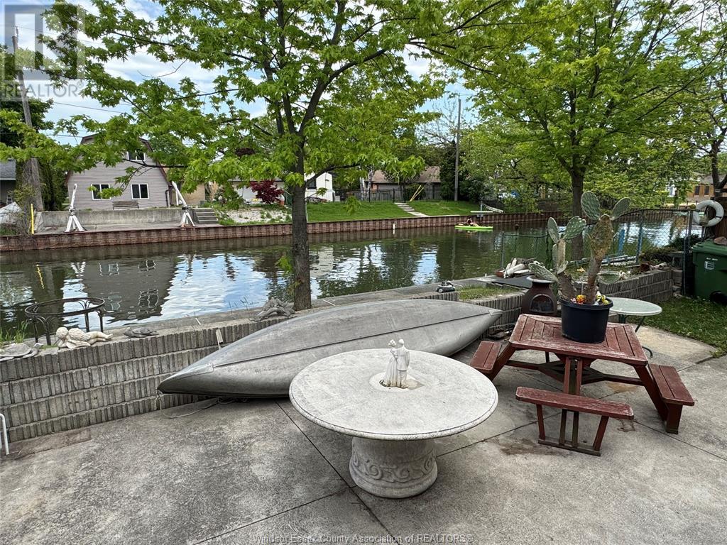 Property at 488 RIVERDALE AVENUE image 4