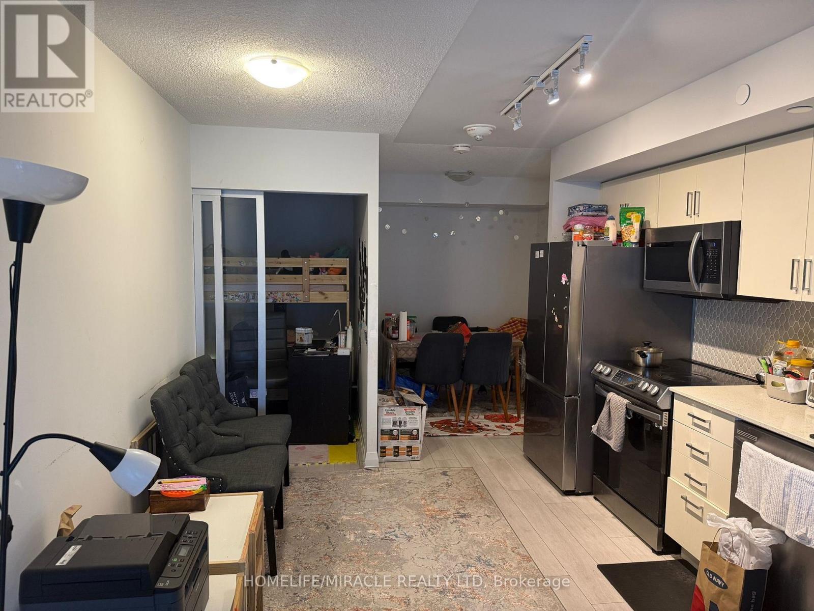 1110 - 20 Meadowglen Place, Toronto, Ontario  M1H 2Y5 - Photo 2 - E12146971