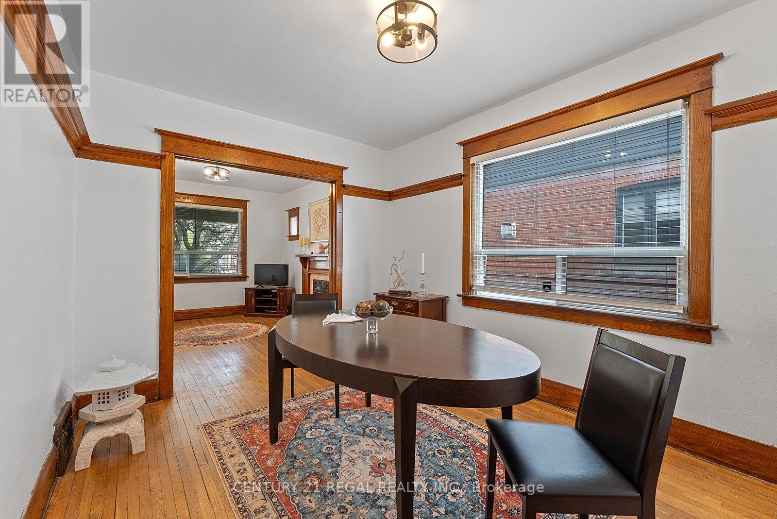 246 Westlake Avenue, Toronto (Woodbine-Lumsden), Ontario  M4C 4T2 - Photo 14 - E12146979
