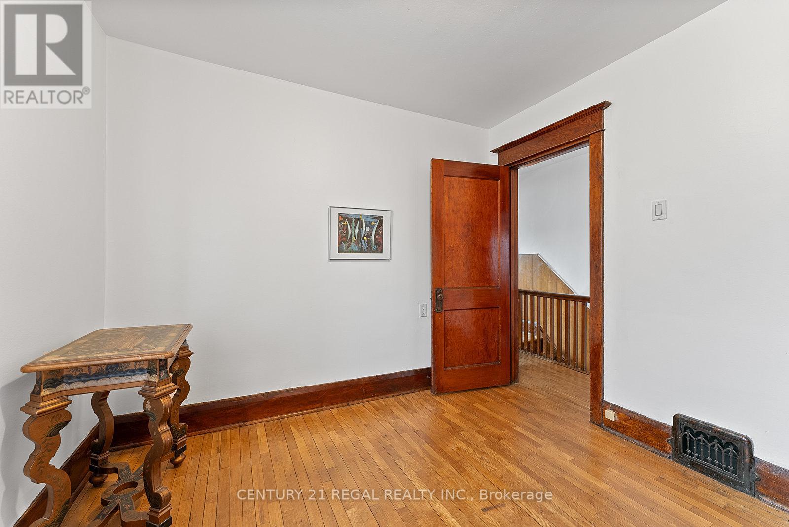 246 Westlake Avenue, Toronto (Woodbine-Lumsden), Ontario  M4C 4T2 - Photo 24 - E12146979