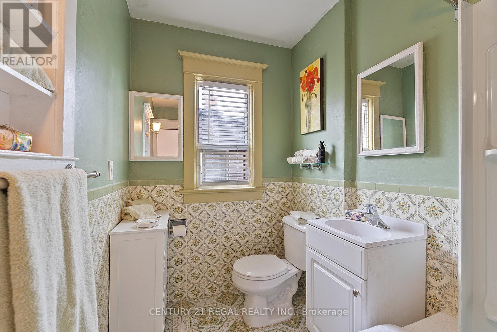 246 Westlake Avenue, Toronto (Woodbine-Lumsden), Ontario  M4C 4T2 - Photo 26 - E12146979