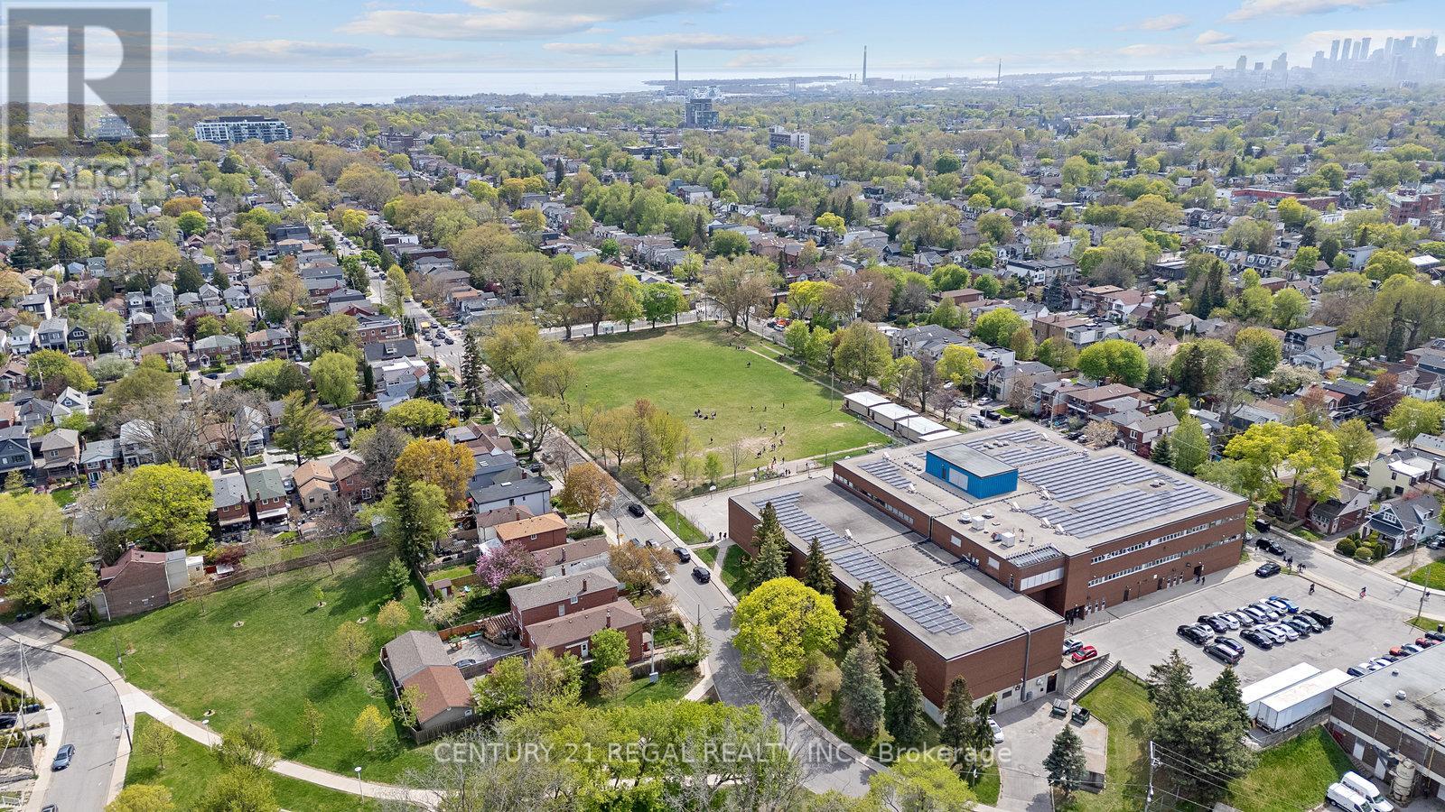 246 Westlake Avenue, Toronto (Woodbine-Lumsden), Ontario  M4C 4T2 - Photo 43 - E12146979