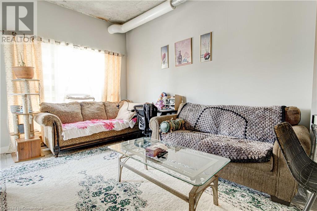 1 Victoria Street S Unit# 304, Kitchener, Ontario  N2G 1G1 - Photo 3 - 40722182