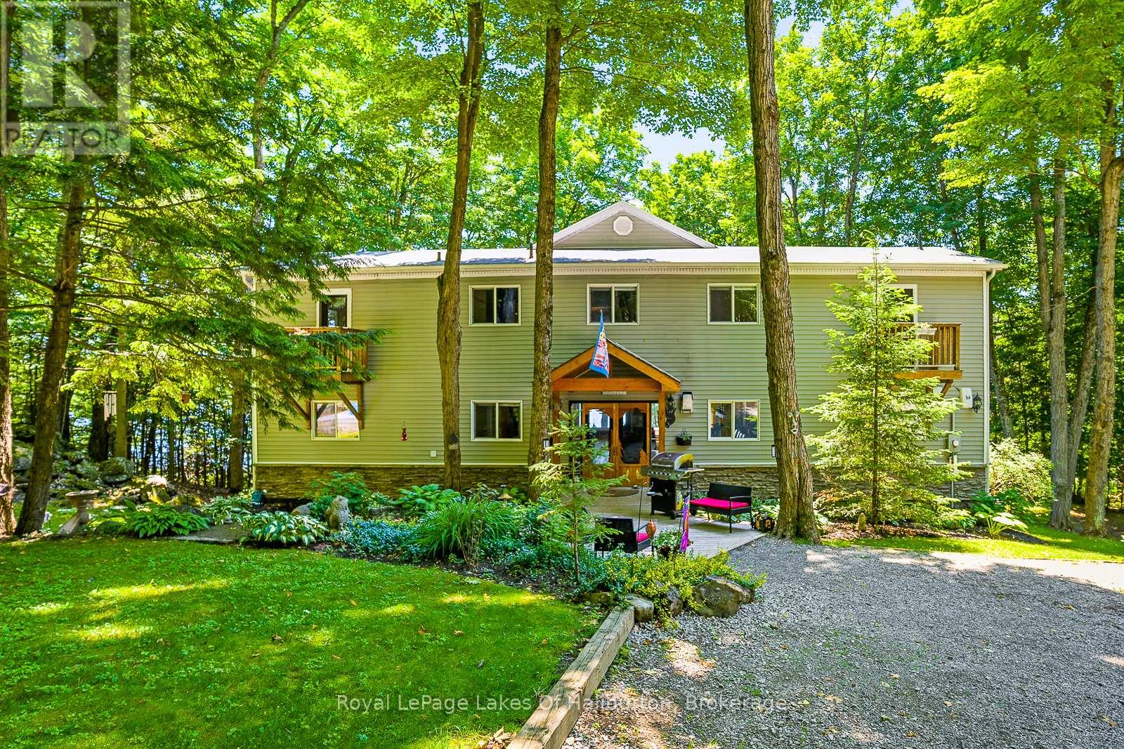 1047 Balmoral Lane, Highlands East, Ontario  K0M 1R0 - Photo 3 - X12147102