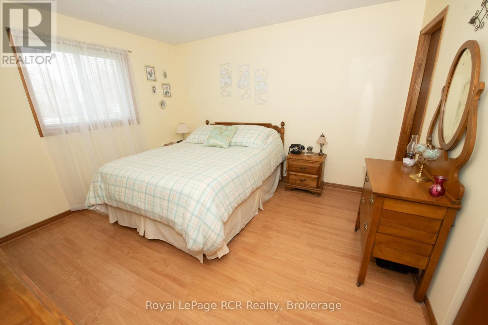 9485 Maas Park Drive, Wellington North, Ontario  N0G 2L0 - Photo 25 - X12147103