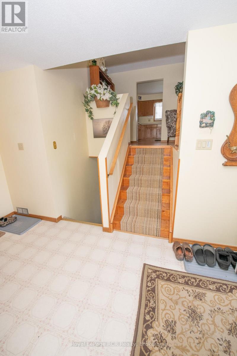 9485 Maas Park Drive, Wellington North, Ontario  N0G 2L0 - Photo 29 - X12147103