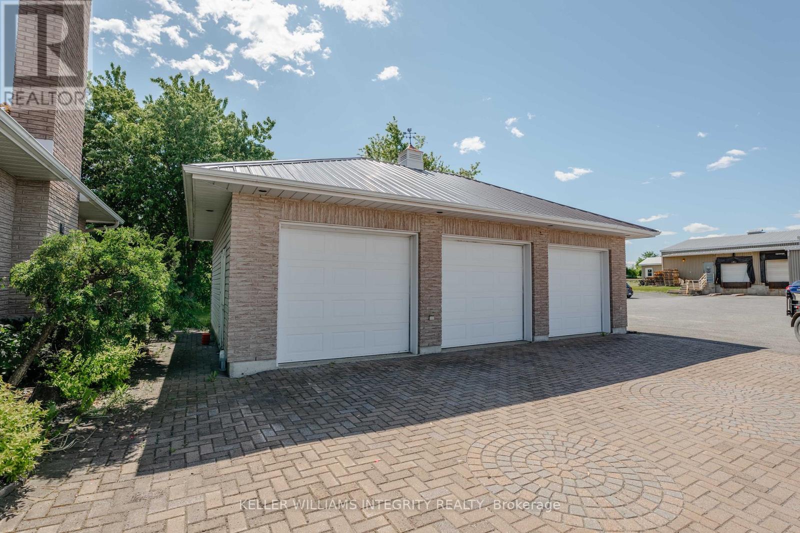 20731 Concession 5 Road, South Glengarry, Ontario  K0C 1L0 - Photo 7 - X12147232
