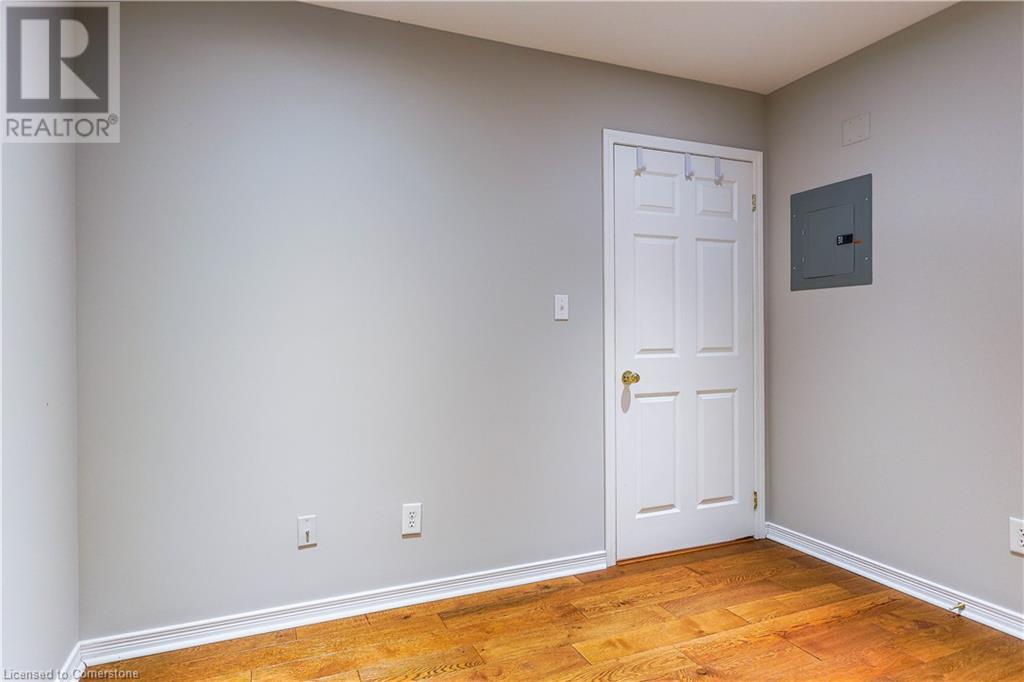 4000 Creekside Drive Unit# 207, Dundas, Ontario  L9H 7S9 - Photo 37 - 40728004