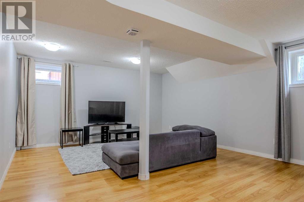 7526 Huntridge Crescent Ne, Calgary, Alberta  T2K 4C9 - Photo 22 - A2218813