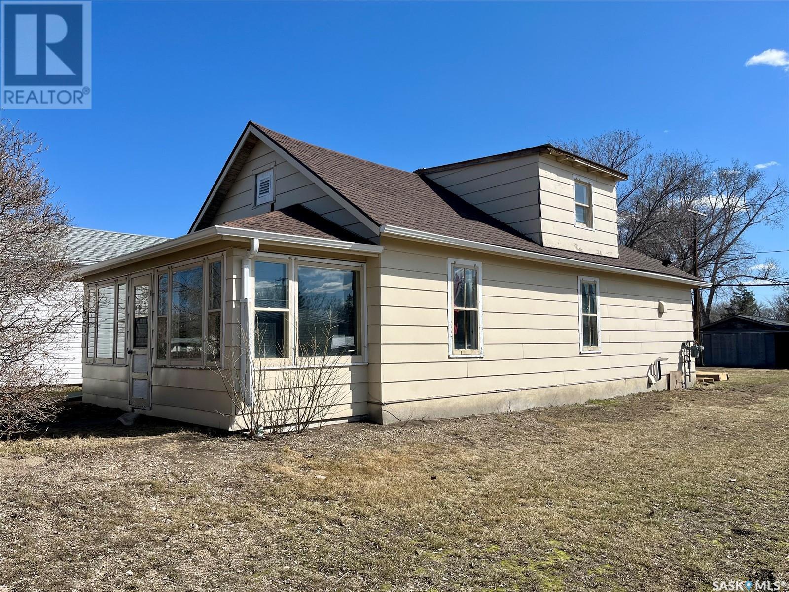 419 Main Street, Kipling, Saskatchewan  S0G 2S0 - Photo 1 - SK005683