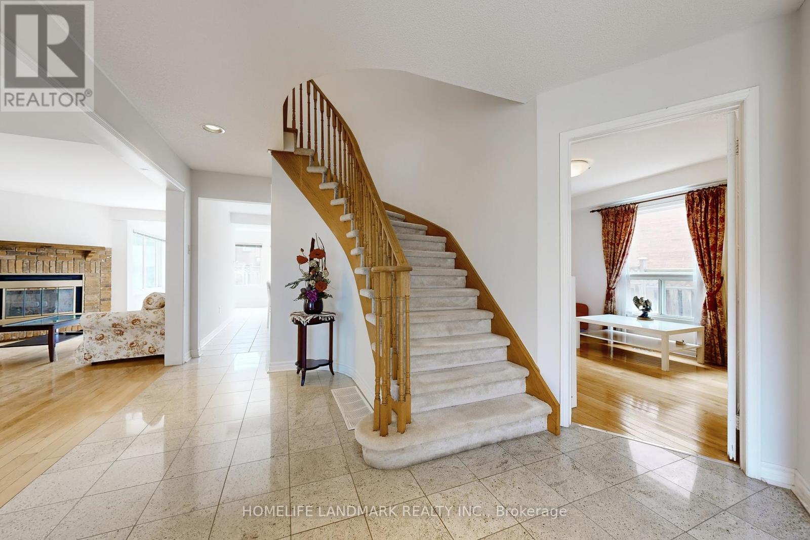 7 Lancashire Road, Markham, Ontario  L3R 8K9 - Photo 24 - N12146977