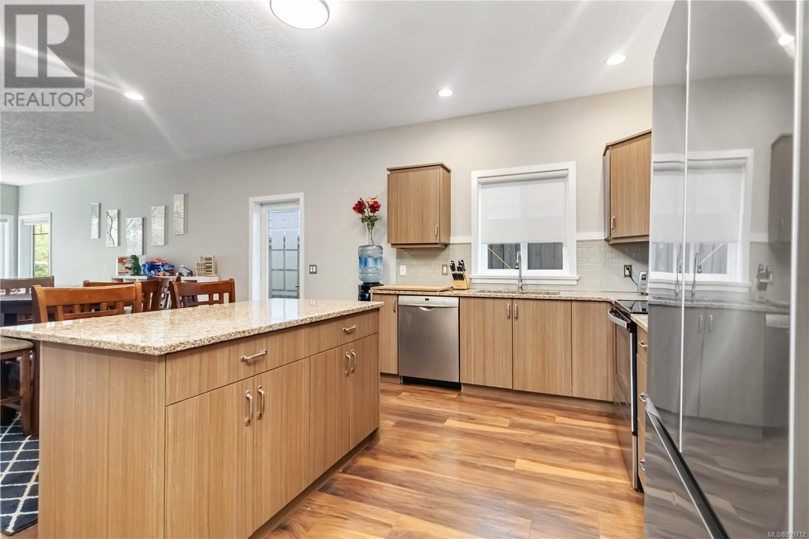 6994 Wright Rd, Sooke, British Columbia  V9Z 1M5 - Photo 6 - 999712