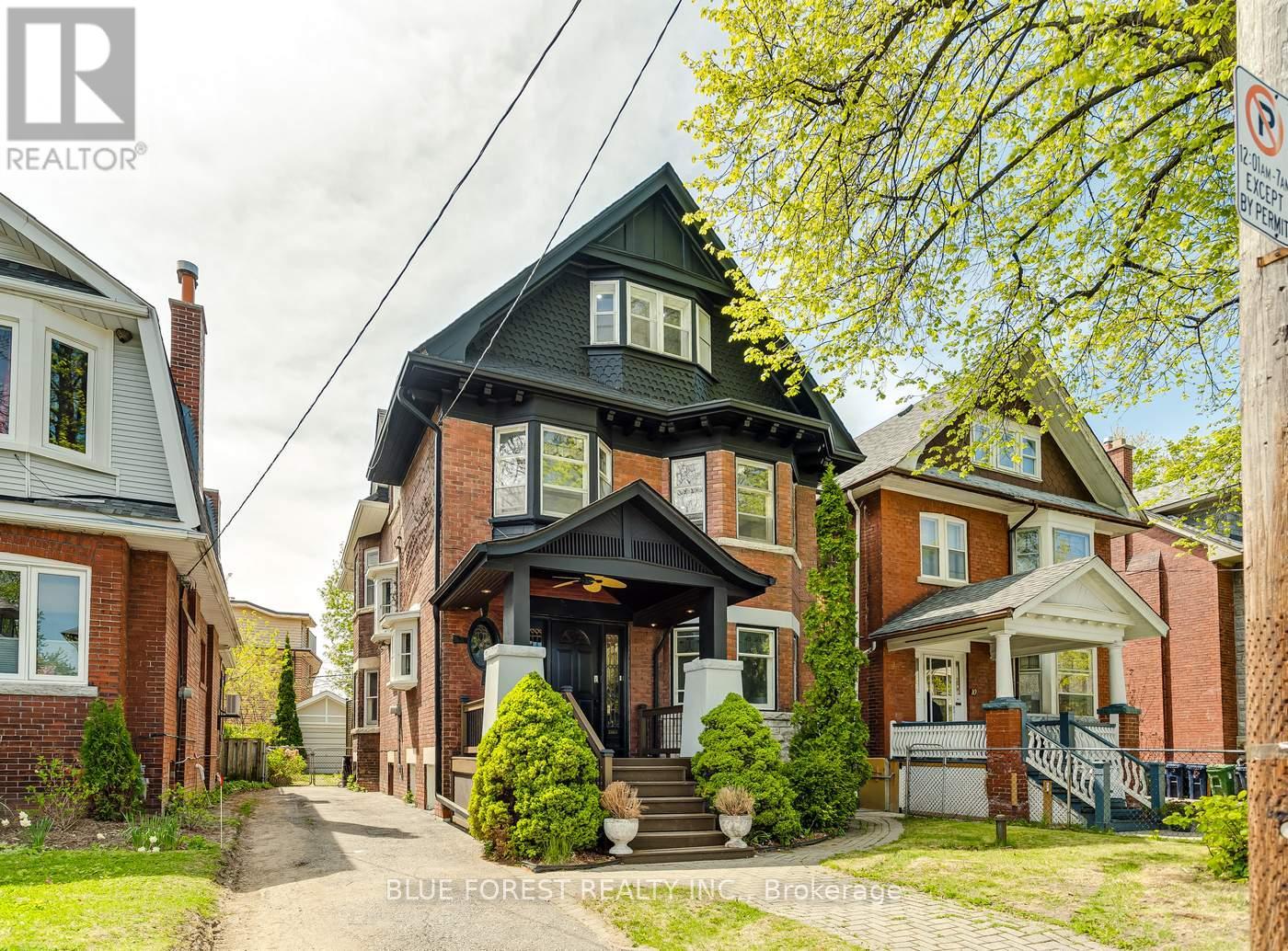 8 Lauder Avenue, Toronto, Ontario  M6H 3E3 - Photo 2 - W12147316