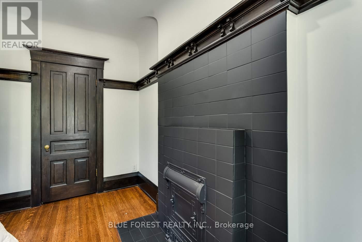 8 Lauder Avenue, Toronto, Ontario  M6H 3E3 - Photo 28 - W12147316