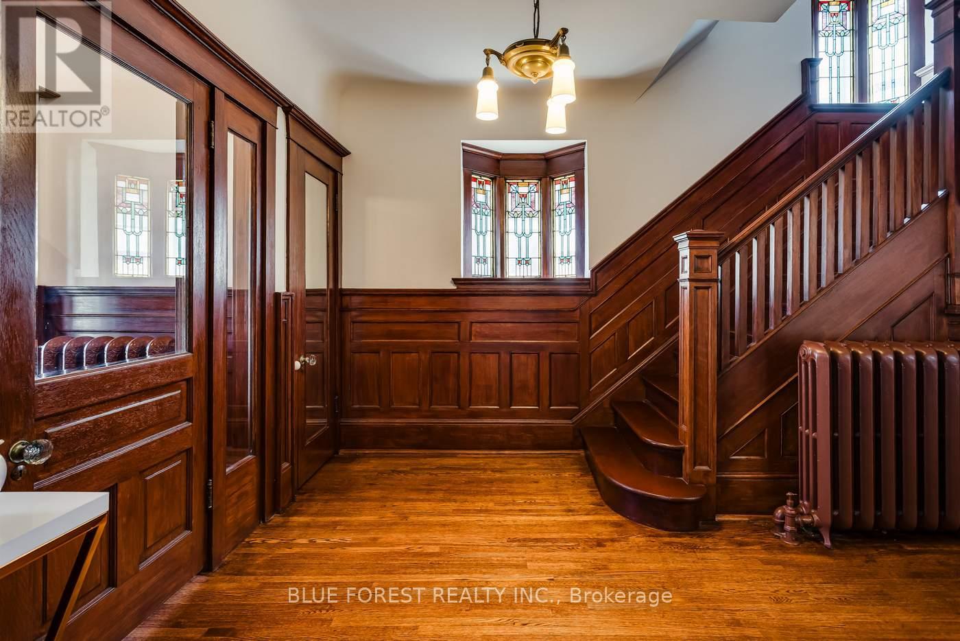 8 Lauder Avenue, Toronto, Ontario  M6H 3E3 - Photo 6 - W12147316
