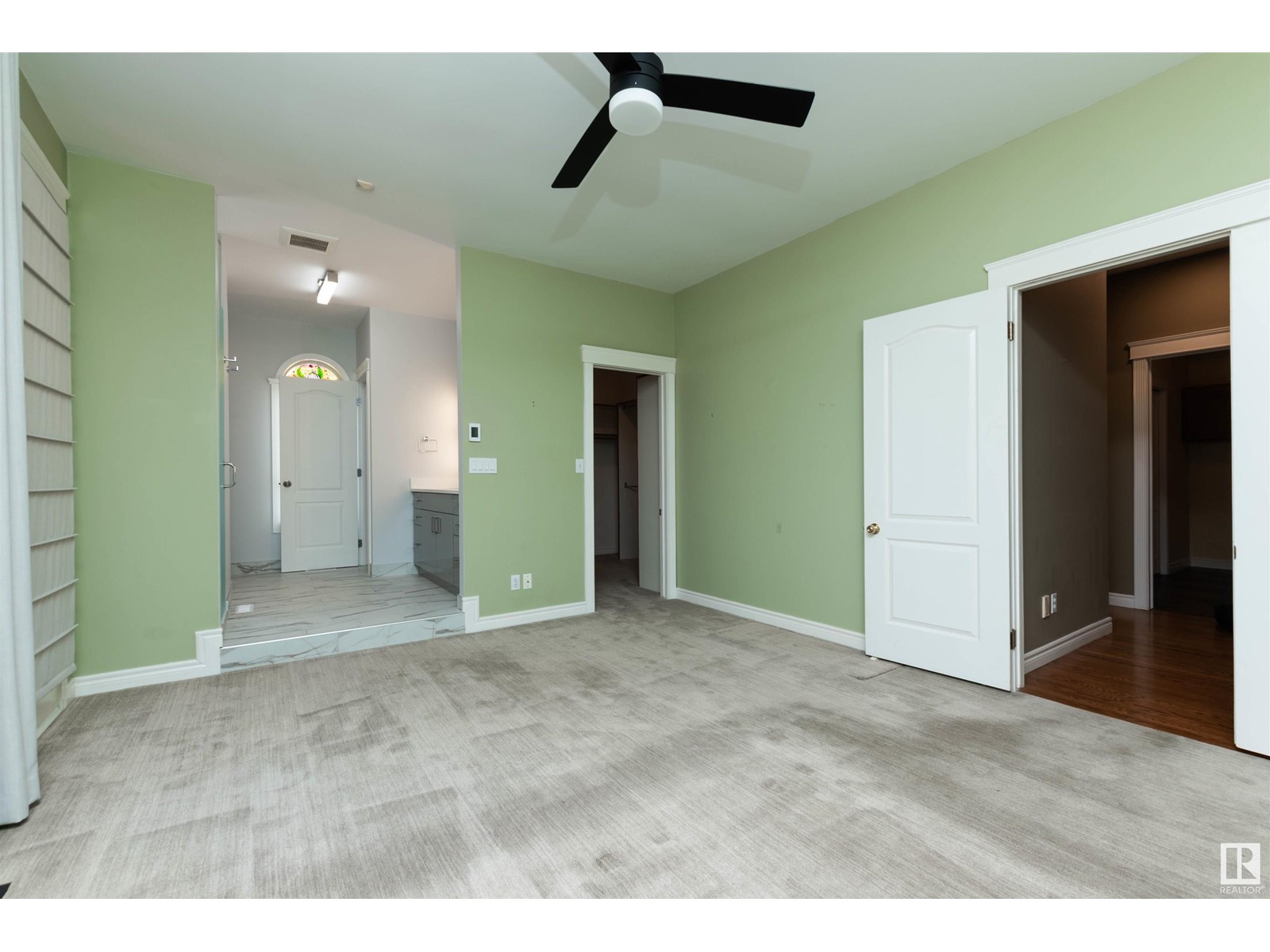Property at 485 REGENCY DR image 5