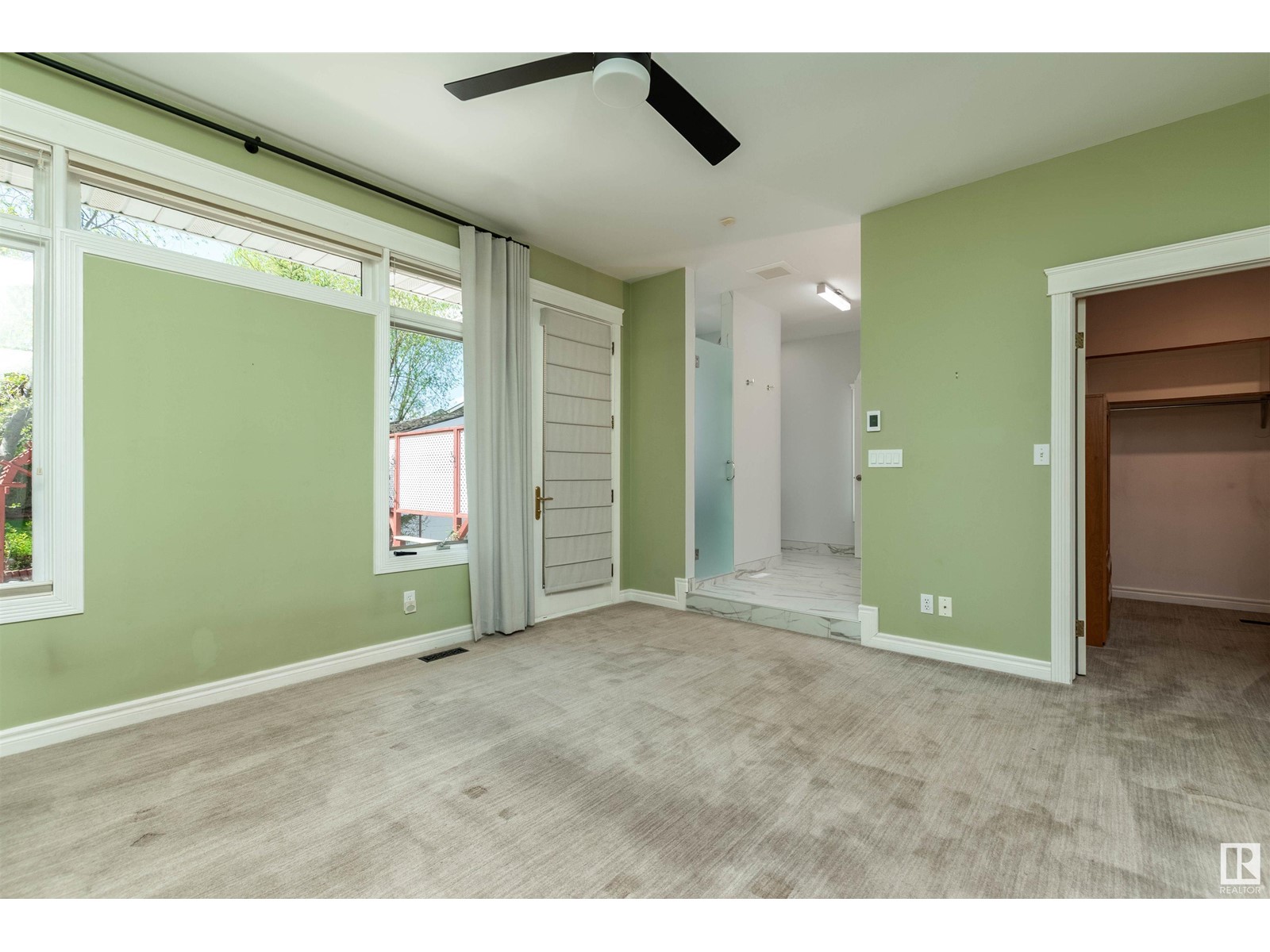 Property at 485 REGENCY DR image 4