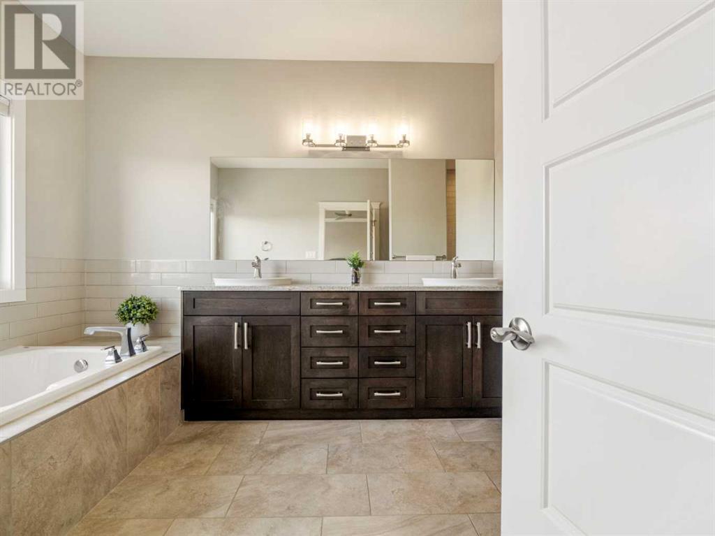 4558 40 Avenue S, Lethbridge, Alberta  T1K 8G2 - Photo 31 - A2220938