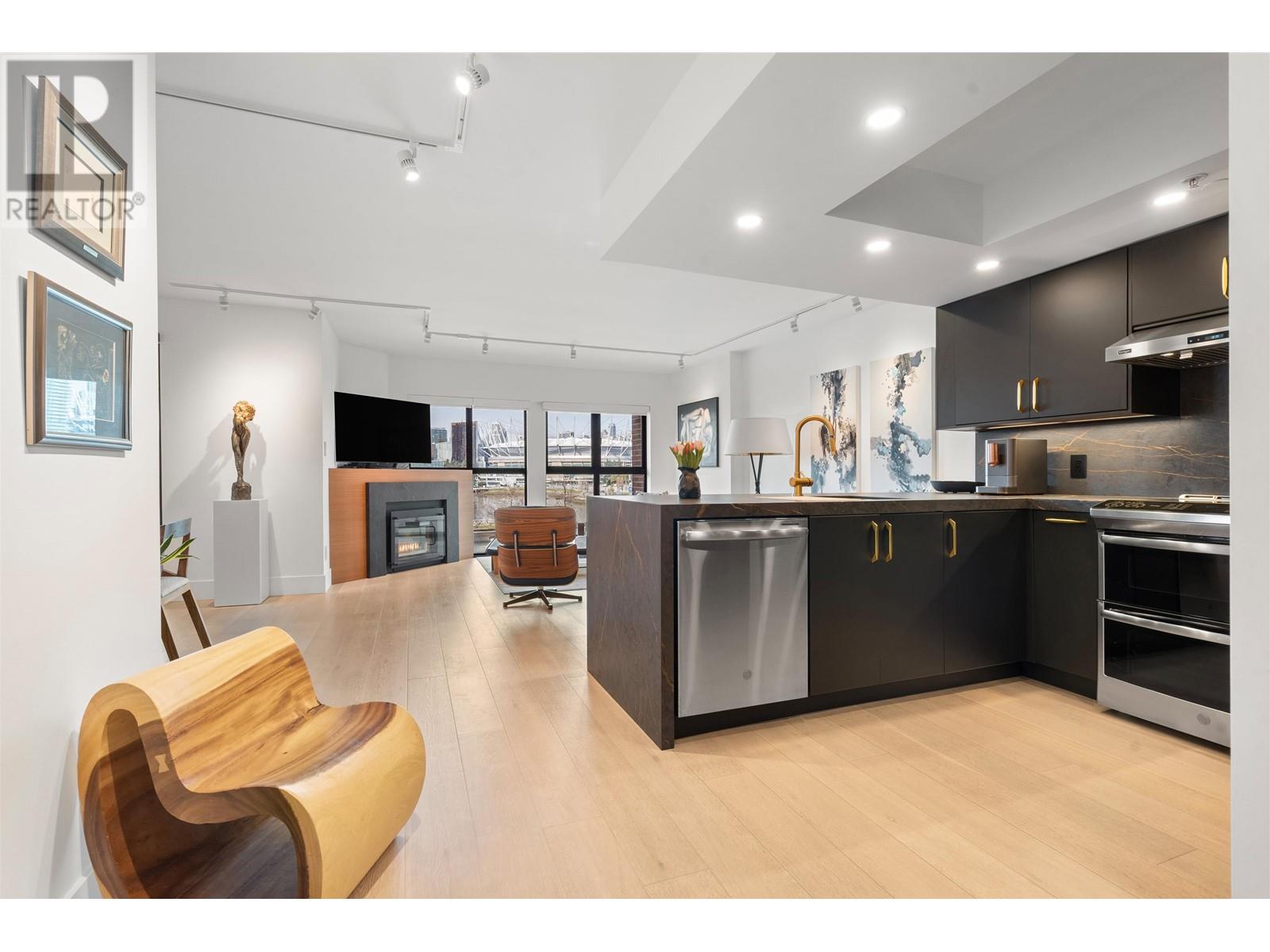 406 1128 Quebec Street, Vancouver, British Columbia  V6A 4E1 - Photo 9 - R3001775
