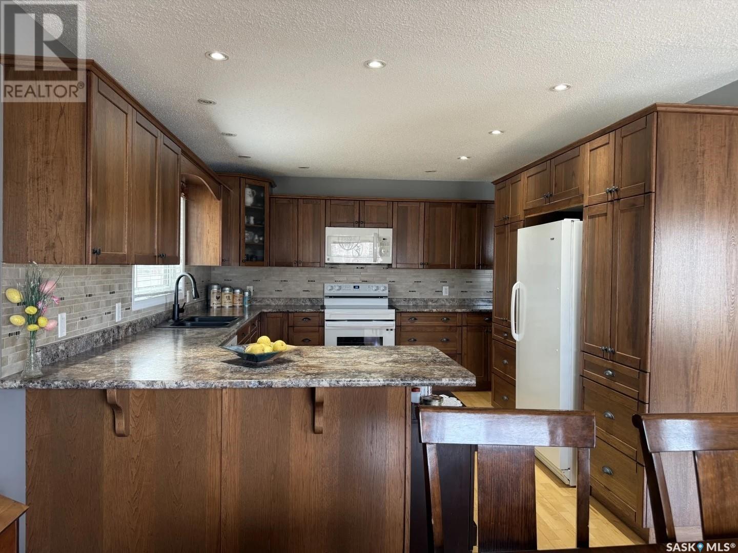 1 Valecrest Place, Tisdale, Saskatchewan  S0E 1T0 - Photo 3 - SK005720