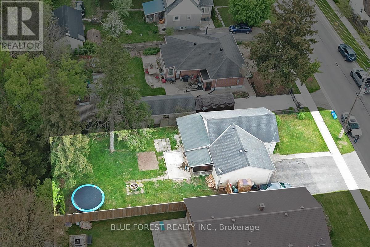 54 Clemens Street, London East, Ontario  N5Y 1H6 - Photo 26 - X12147341