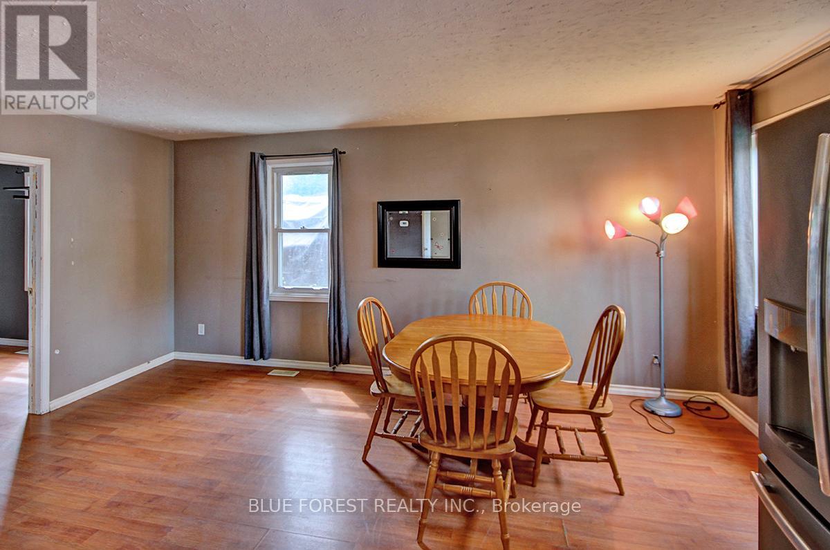 54 Clemens Street, London East, Ontario  N5Y 1H6 - Photo 8 - X12147341