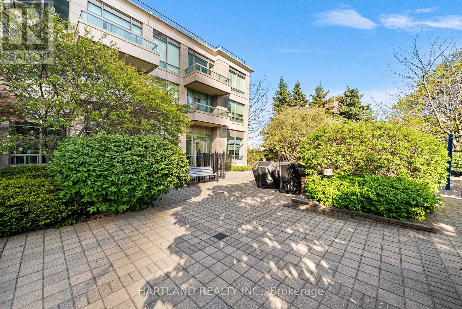 2701 - 3504 Hurontario Street, Mississauga, Ontario  L5B 0B9 - Photo 28 - W12146925