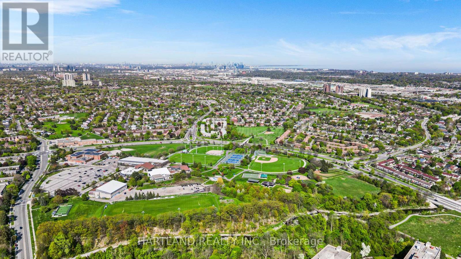 2701 - 3504 Hurontario Street, Mississauga, Ontario  L5B 0B9 - Photo 33 - W12146925