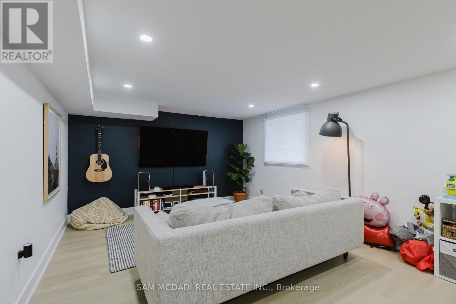 36 Maple Avenue N, Mississauga (Port Credit), Ontario  L5H 2S1 - Photo 30 - W12146951