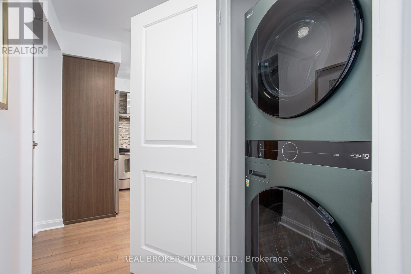 1603 - 1 Michael Power Place, Toronto, Ontario  M9A 0A1 - Photo 11 - W12146960