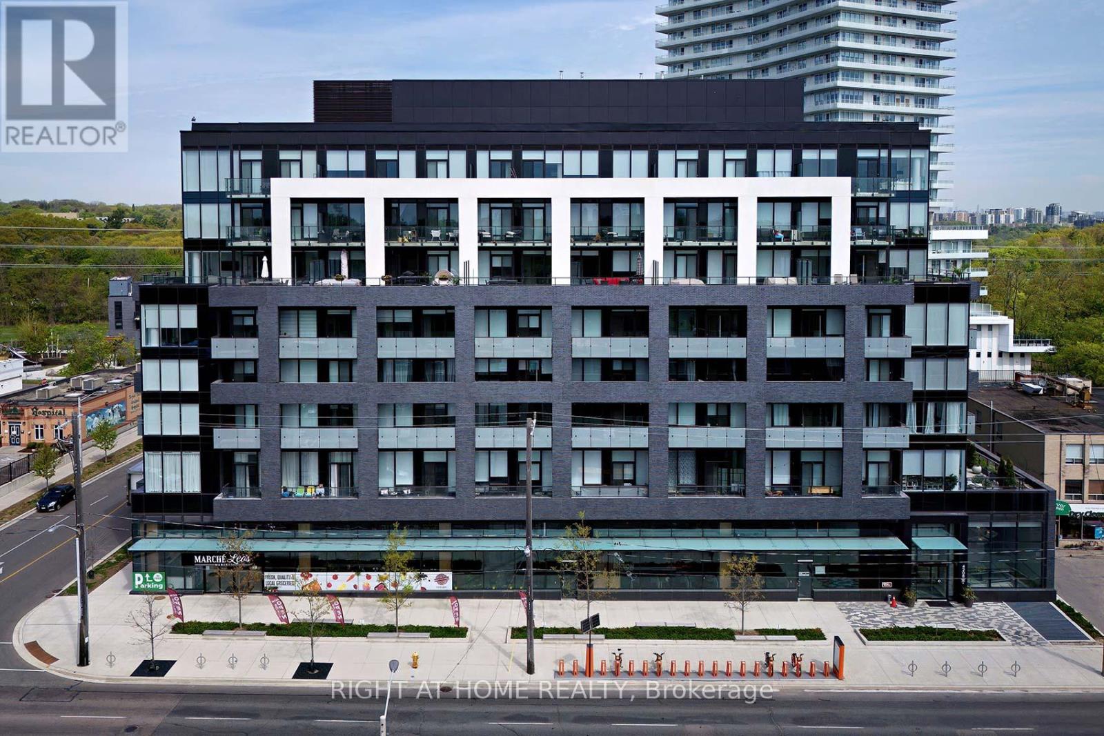 523 - 4208 DUNDAS STREET W, Toronto, Ontario