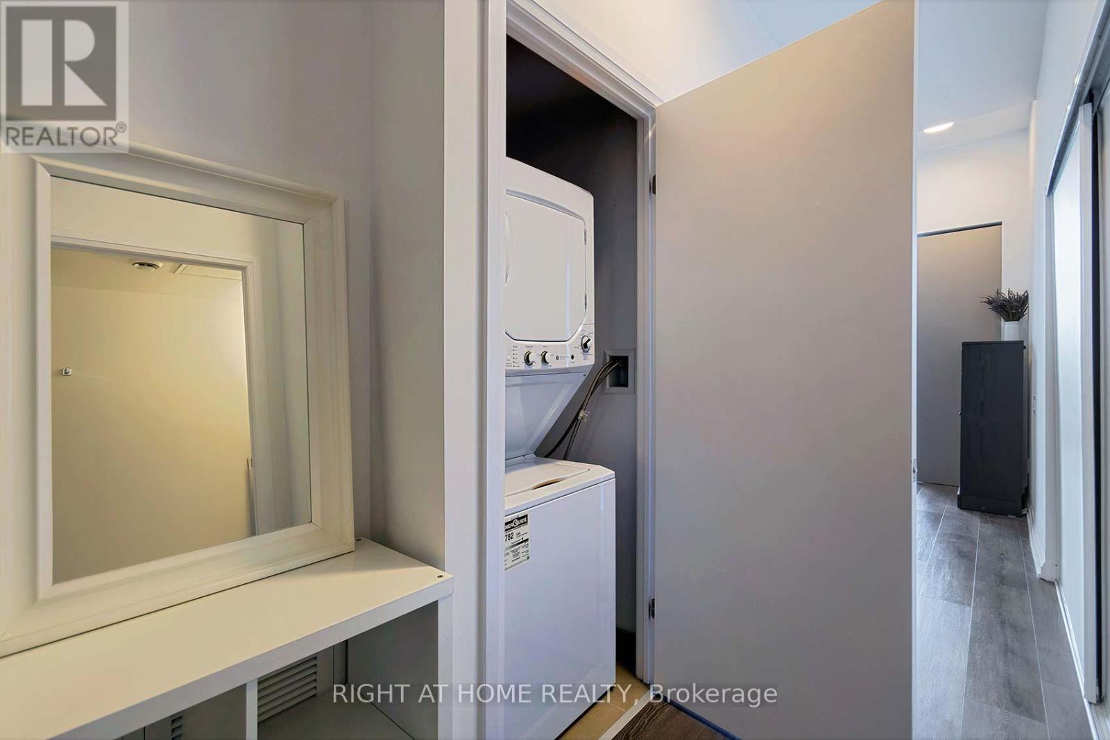 523 - 4208 Dundas Street W, Toronto (Edenbridge-Humber Valley), Ontario  M8X 0B1 - Photo 24 - W12147029
