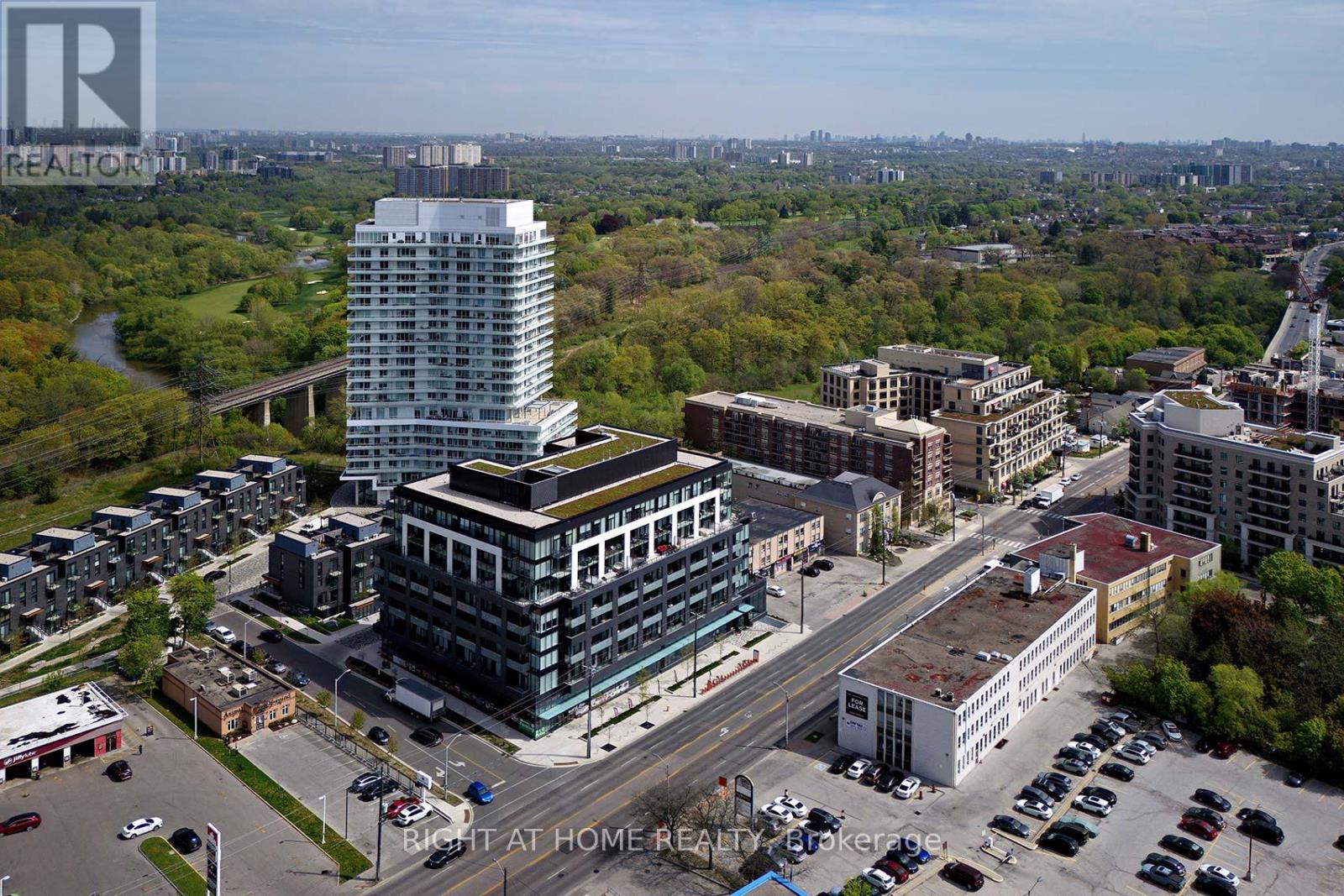 523 - 4208 Dundas Street W, Toronto (Edenbridge-Humber Valley), Ontario  M8X 0B1 - Photo 3 - W12147029