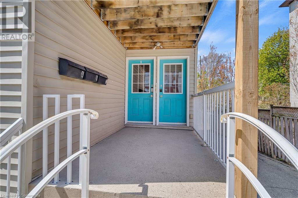 Property at 24 COLUMBIA Street W image 2