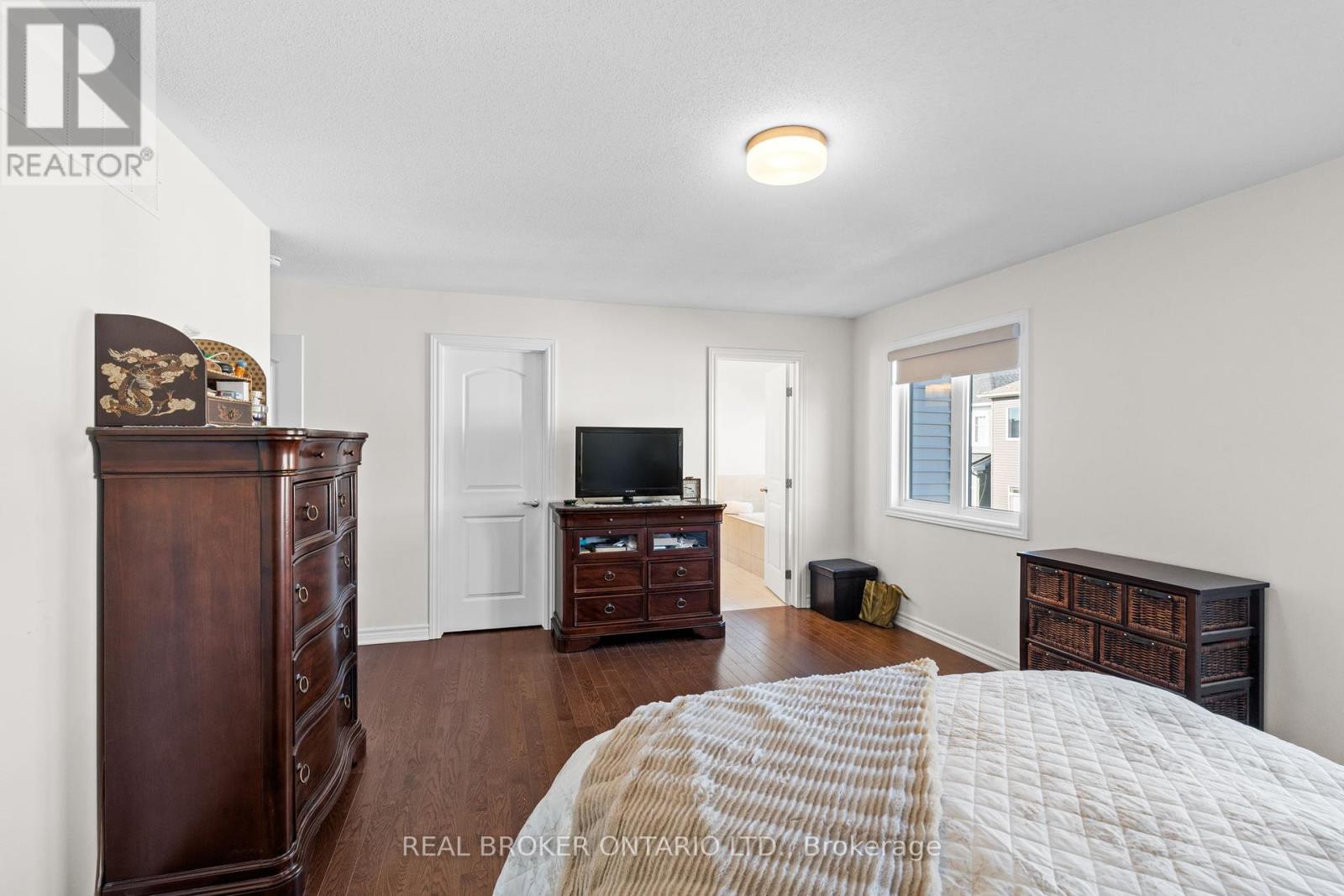 845 Snap Hook Crescent, Ottawa, Ontario  K2J 6V7 - Photo 18 - X12147345