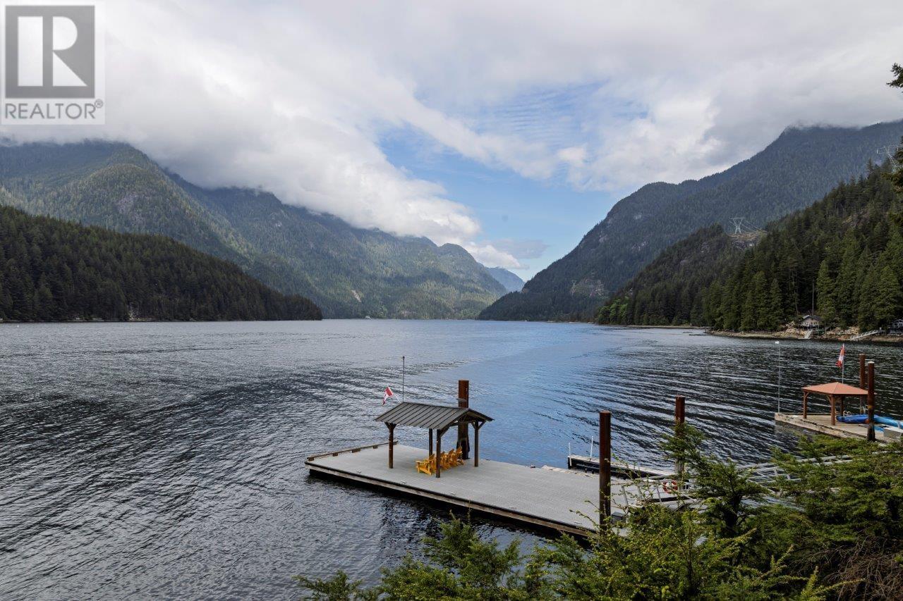 11 EAST OF CROKER ISLAND, North Vancouver, British Columbia
