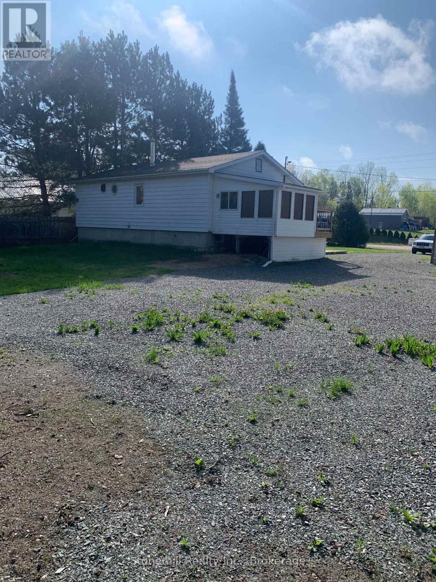 143 Arthur Street N, Timmins, Ontario  P0M 1W0 - Photo 3 - T12147336