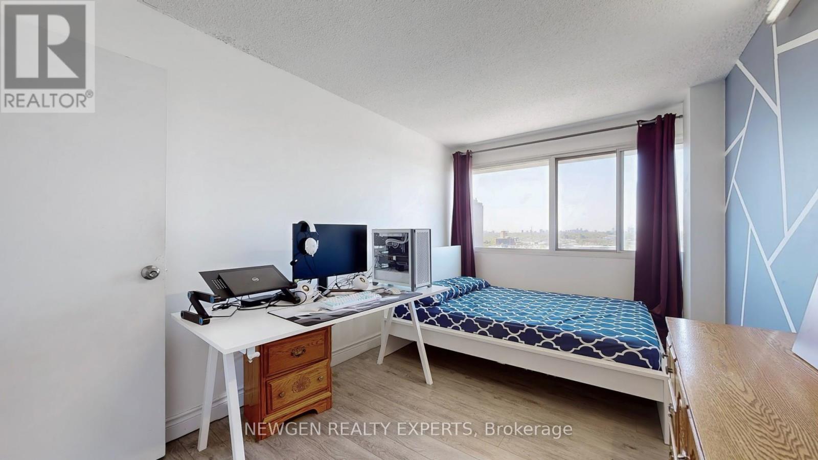 2406 - 735 Don Mills Road, Toronto (Flemingdon Park), Ontario  M3C 1T1 - Photo 17 - C12147067