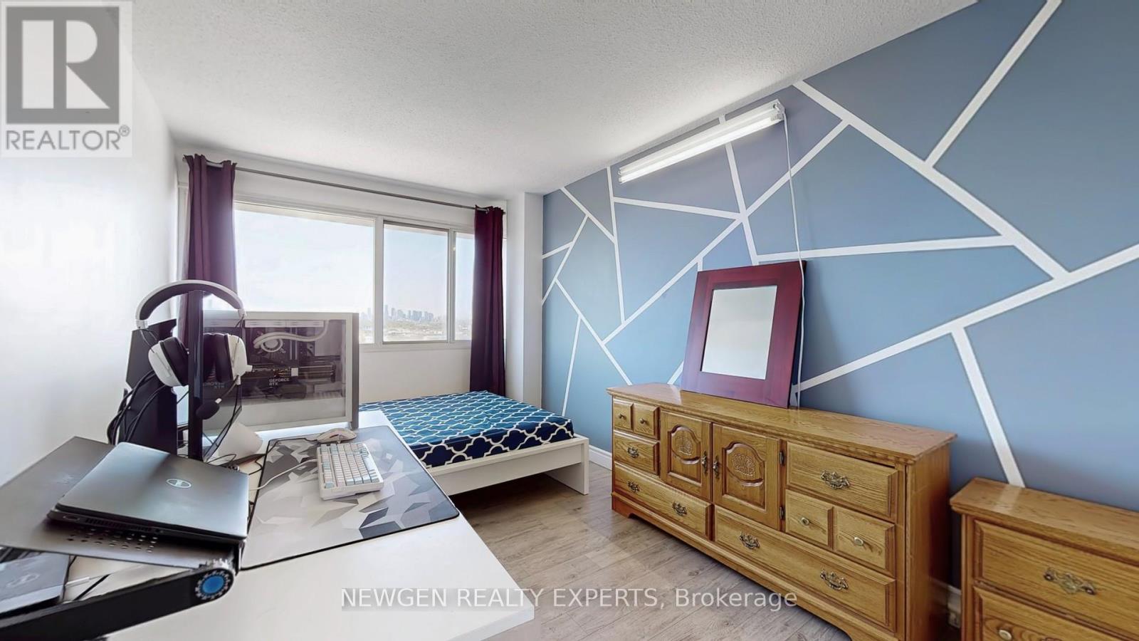 2406 - 735 Don Mills Road, Toronto (Flemingdon Park), Ontario  M3C 1T1 - Photo 19 - C12147067