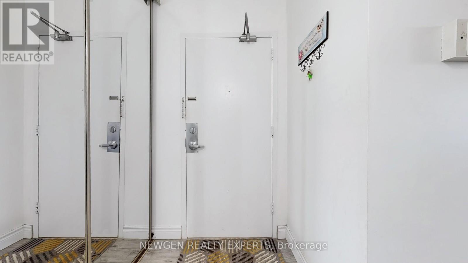 2406 - 735 Don Mills Road, Toronto (Flemingdon Park), Ontario  M3C 1T1 - Photo 21 - C12147067