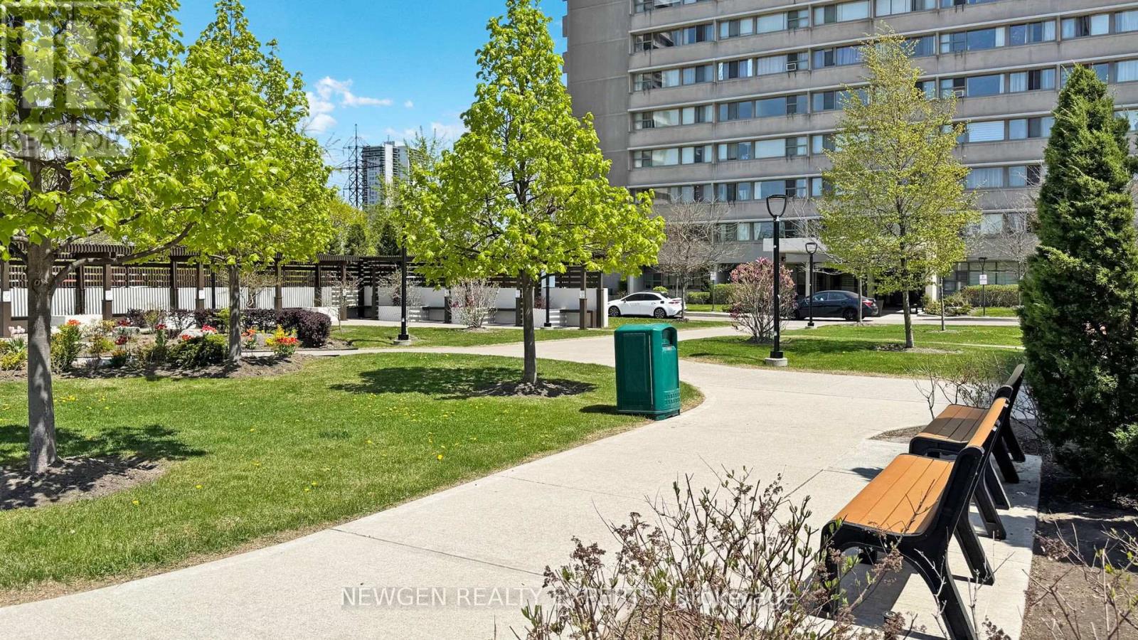 2406 - 735 Don Mills Road, Toronto (Flemingdon Park), Ontario  M3C 1T1 - Photo 32 - C12147067