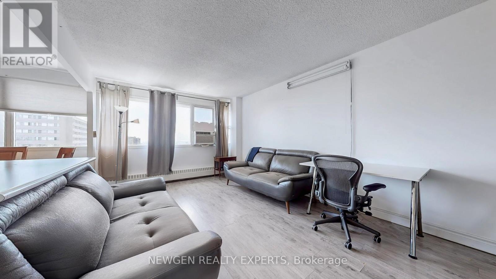 2406 - 735 Don Mills Road, Toronto (Flemingdon Park), Ontario  M3C 1T1 - Photo 4 - C12147067