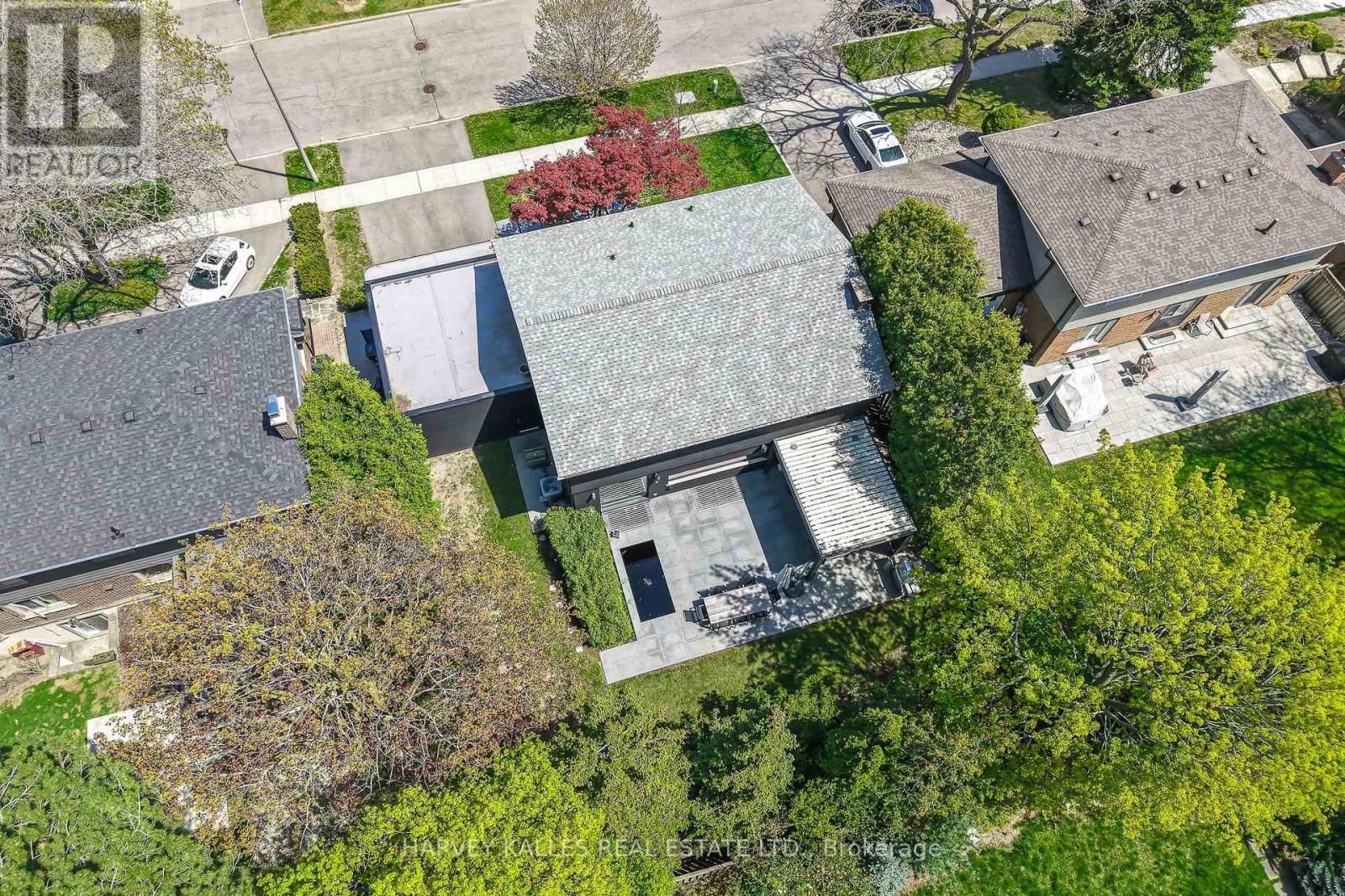 4 Kimloch Crescent, Toronto, Ontario  M3B 2J6 - Photo 49 - C12147139
