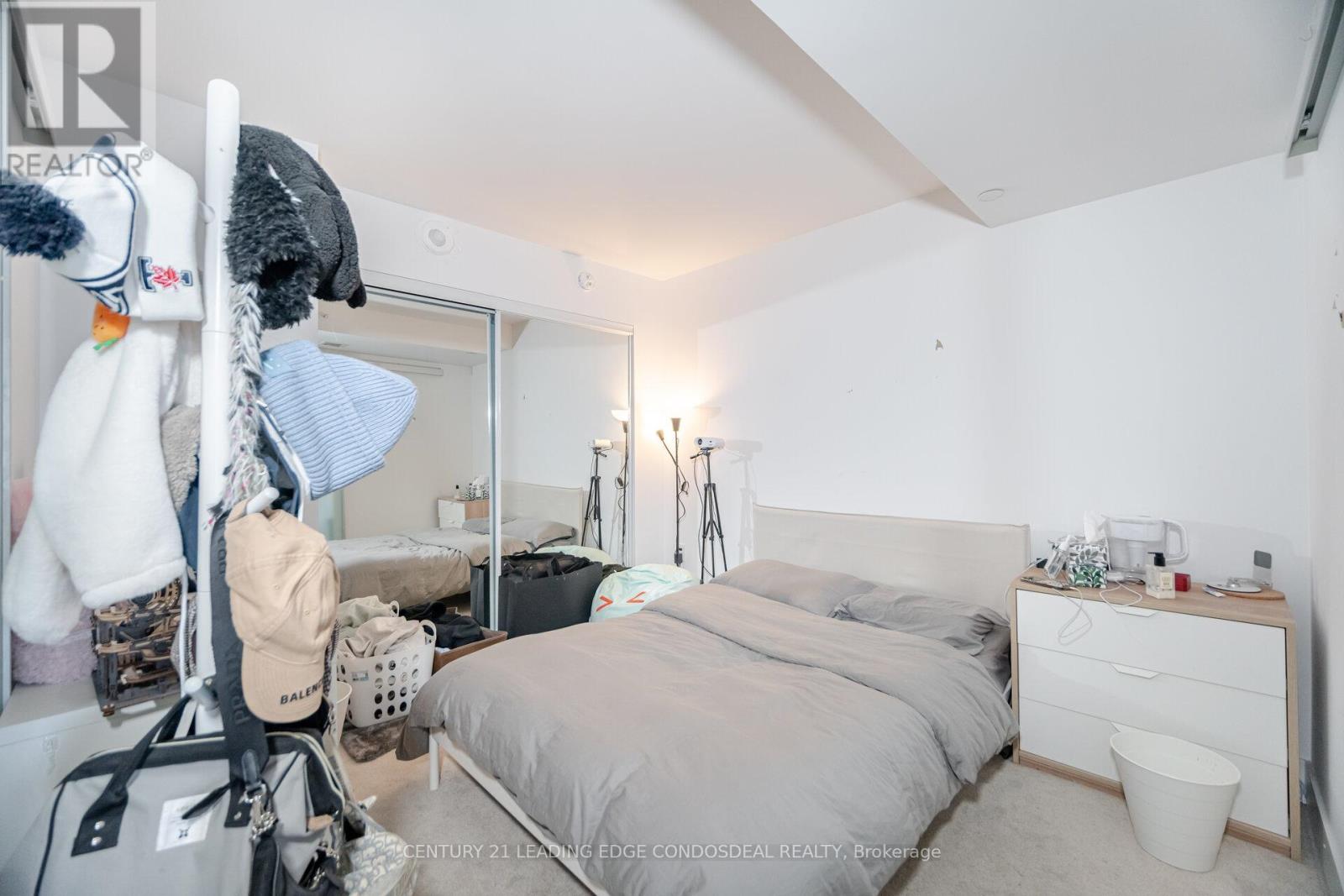 2515 - 955 Bay Street, Toronto, Ontario  M5S 2A2 - Photo 16 - C12147189