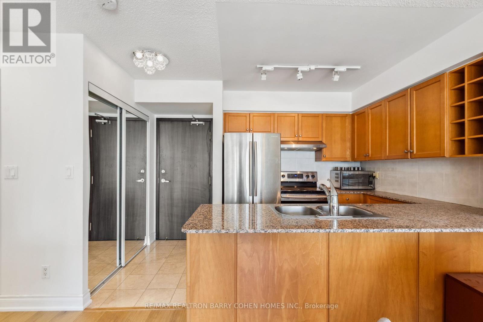 3606 - 210 Victoria Street, Toronto, Ontario  M5B 2R3 - Photo 8 - C12147251