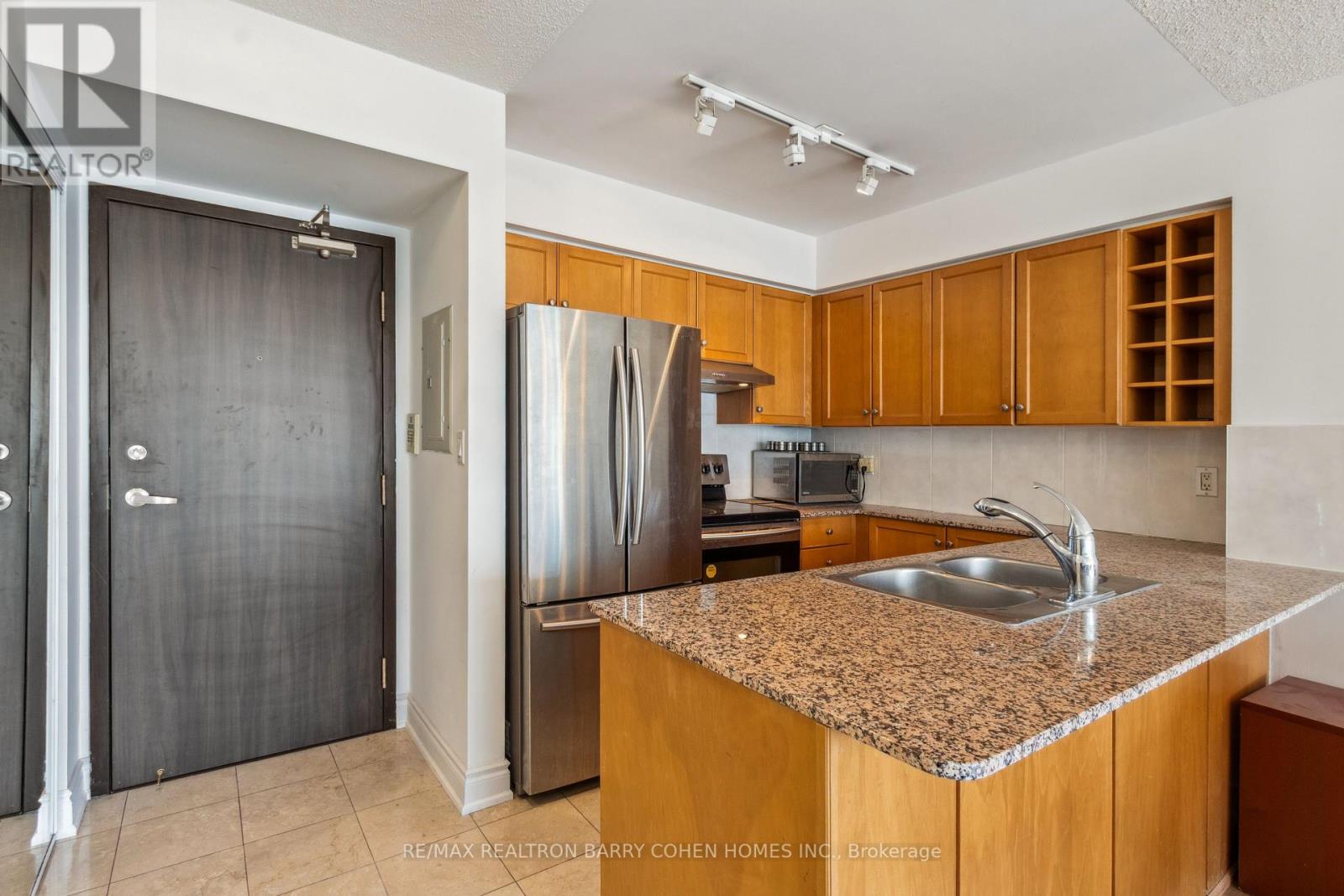 3606 - 210 Victoria Street, Toronto, Ontario  M5B 2R3 - Photo 9 - C12147251
