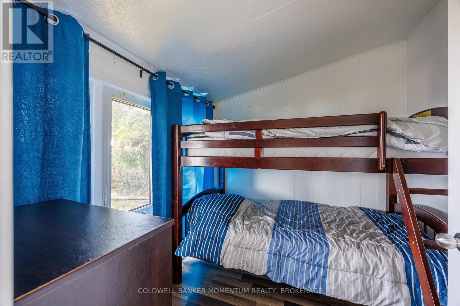 205 Hastings Drive, Norfolk (Long Point), Ontario  N0E 1M0 - Photo 25 - X12147323