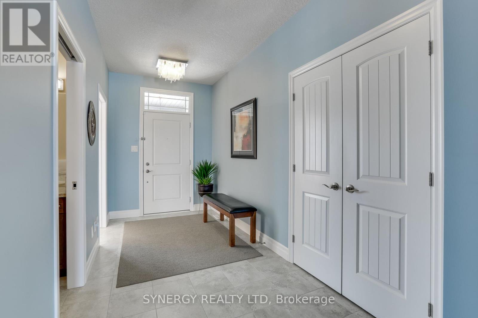 97 Elliott Trail, Thames Centre, Ontario  N0M 2P0 - Photo 8 - X11972785