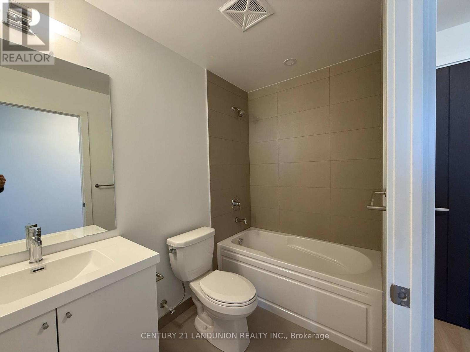 Ph03 - 2545 Simcoe Street N, Oshawa, Ontario  L1L 0W3 - Photo 11 - E12147150